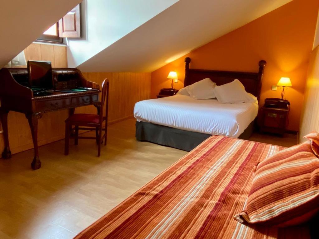 El Tejo De Comillas Kamer foto
